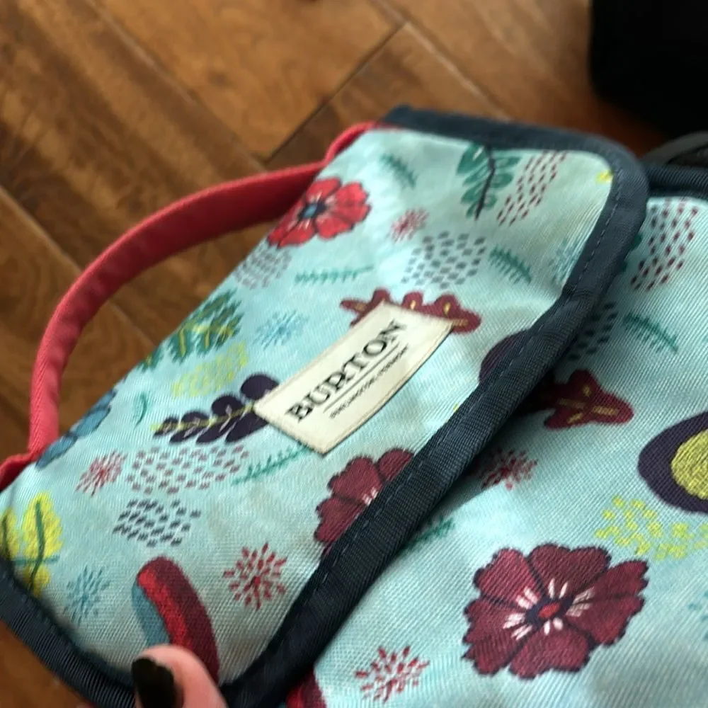 Lunch 🥪 Box Bundle black adidas no longer available